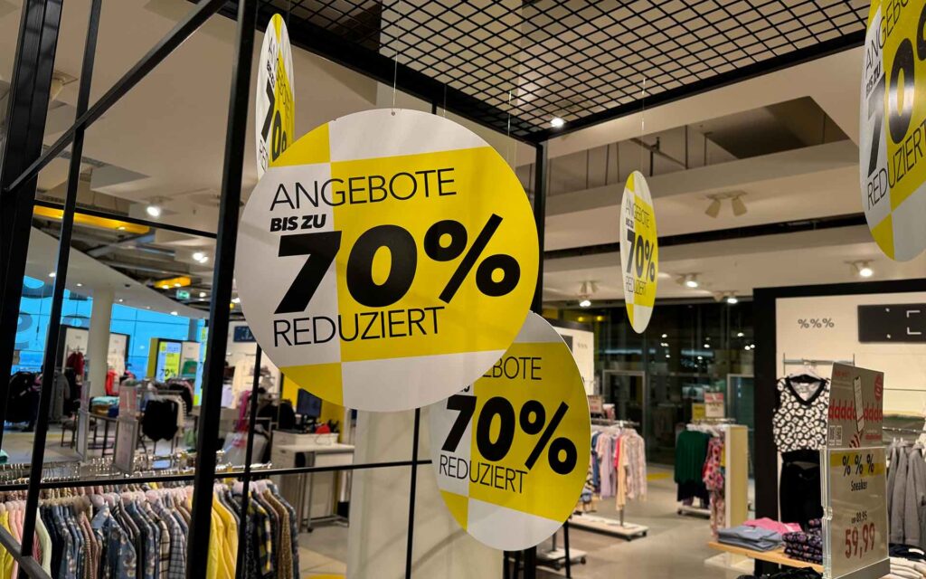 Sale Schilder mit bis zu 70 %