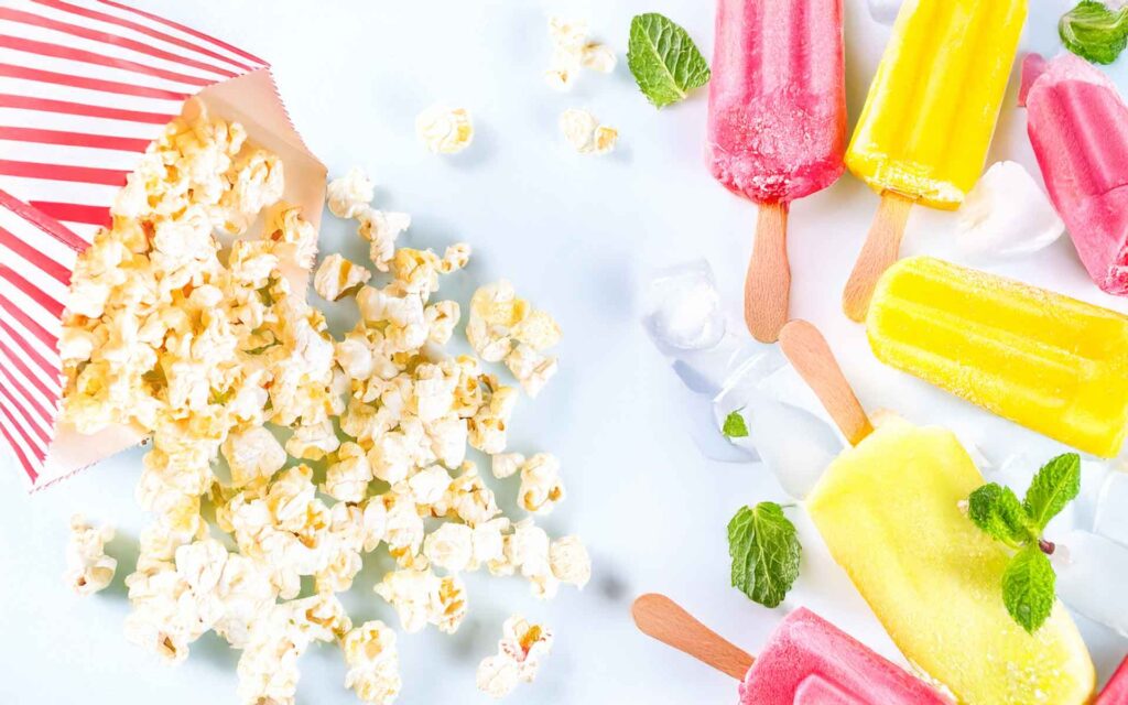 Popcorn und Wassereis