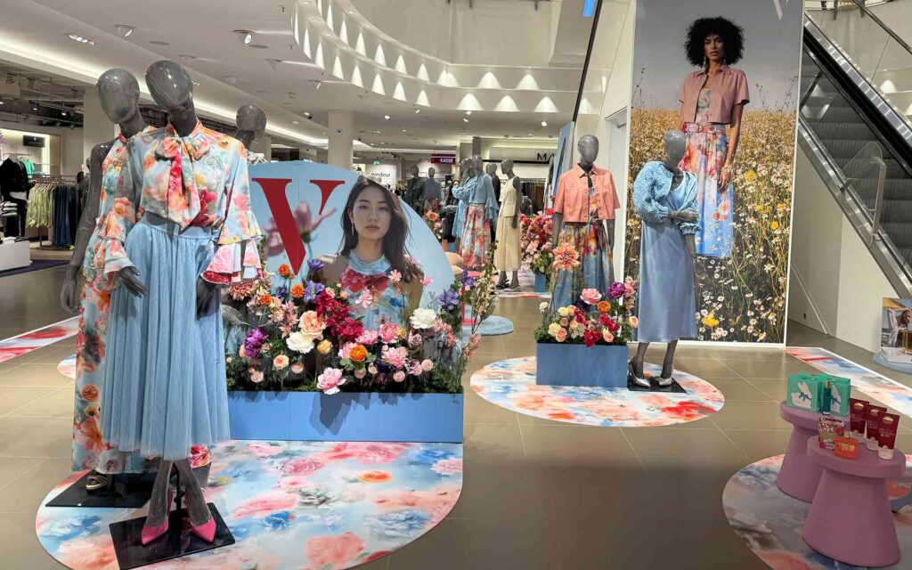 Bohemian Bloom Fläche von V by Vera Mont