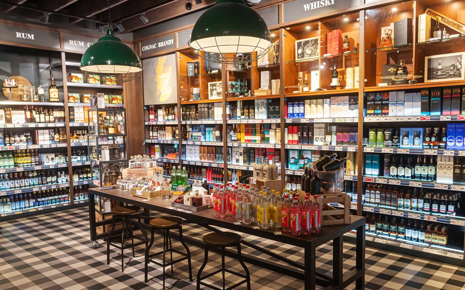 Whisky Abteilung in der GenießerWelt