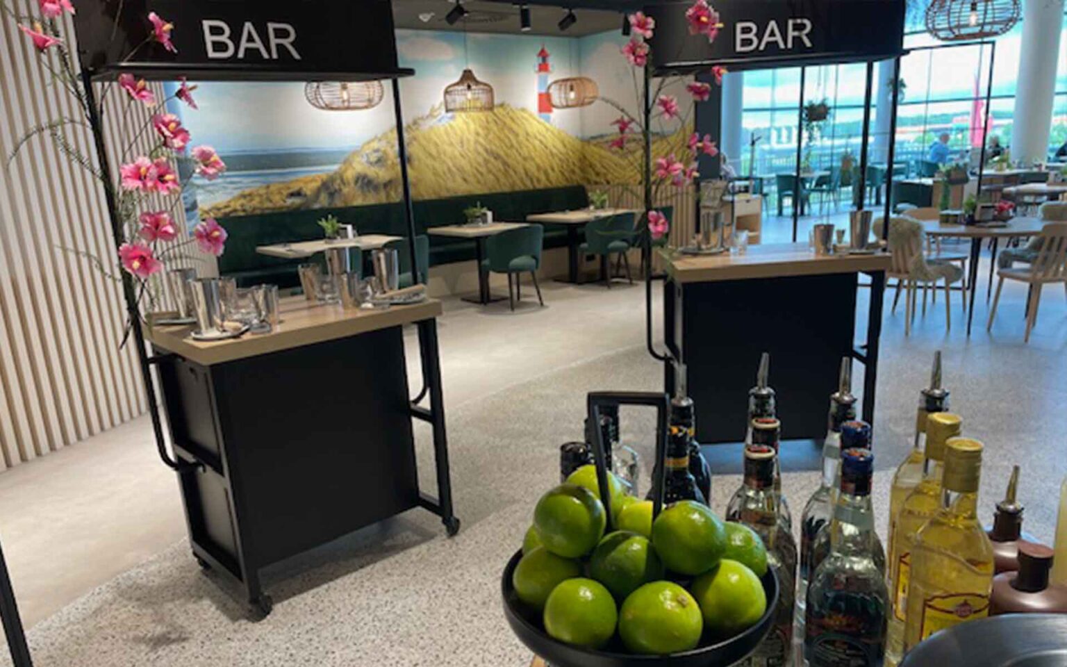 Zwei Bars für den Cocktailkurs