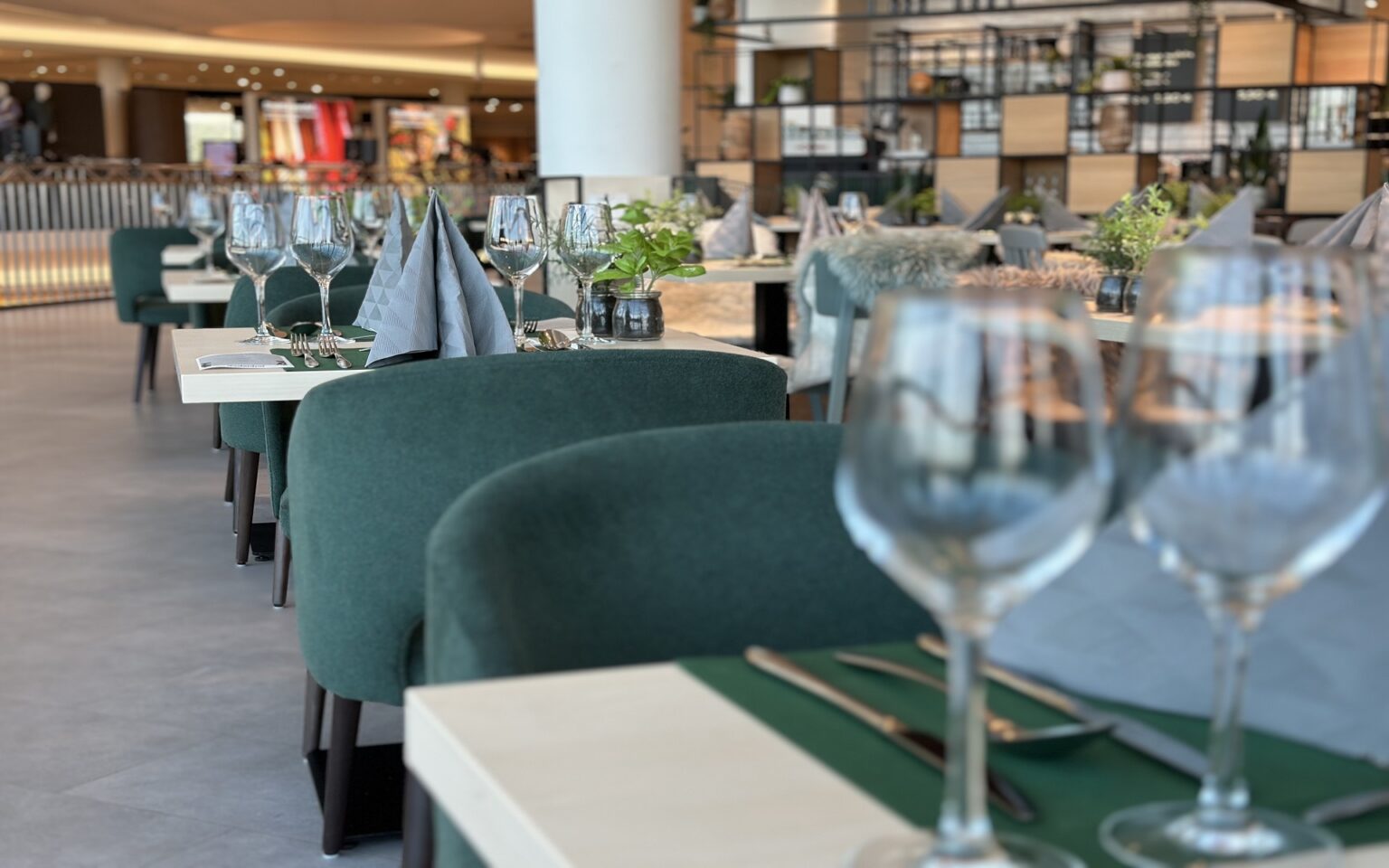 Sitzplätze im Restaurant Nordlicht