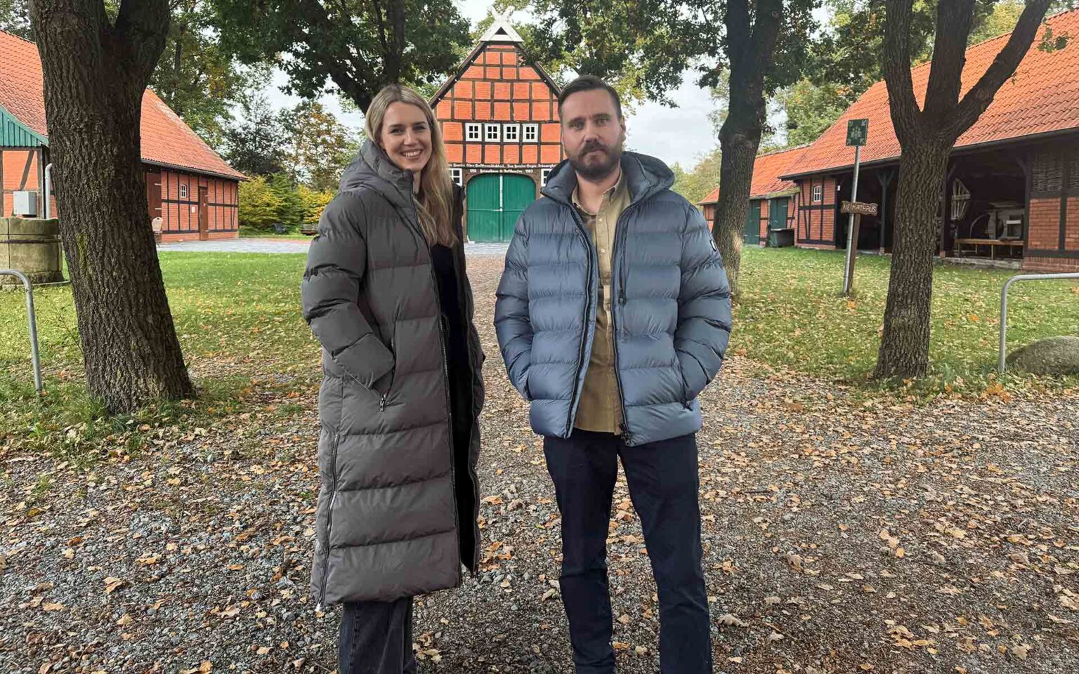 Mann und Frau in Wellensteyn Jacken
