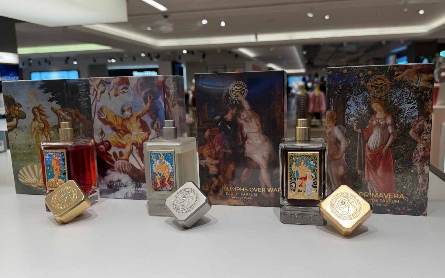 Vier exklusive Argos Fragrances im mythologischen Design