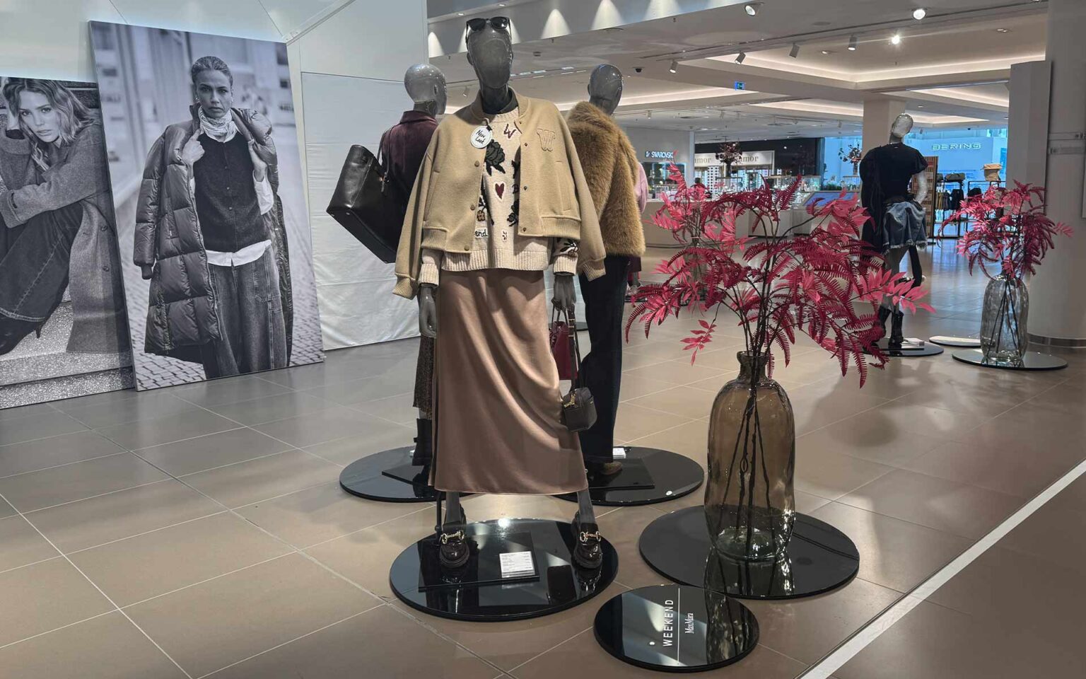 Figuren mit Outfits von Weekend by May Mara