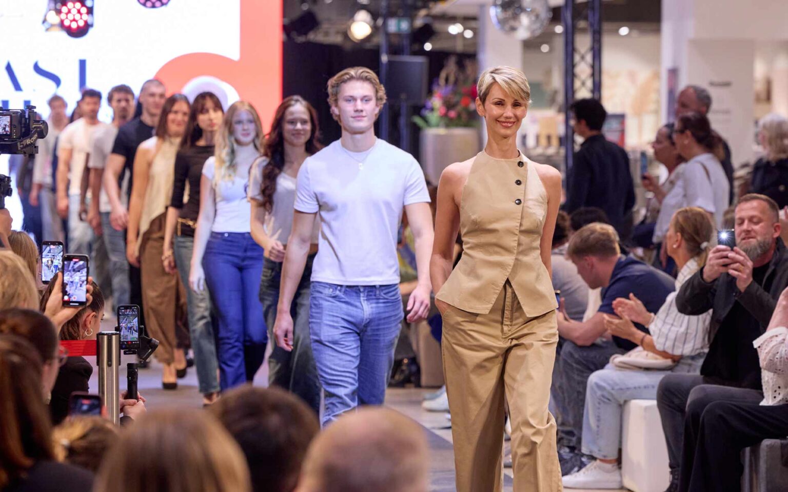 Models auf dem Laufsteg