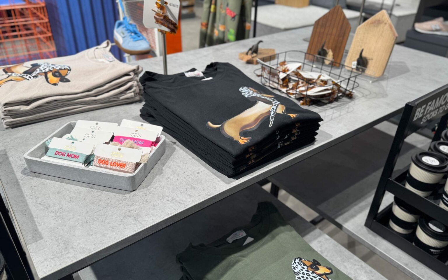 Dackel T-Shirts im d-strict