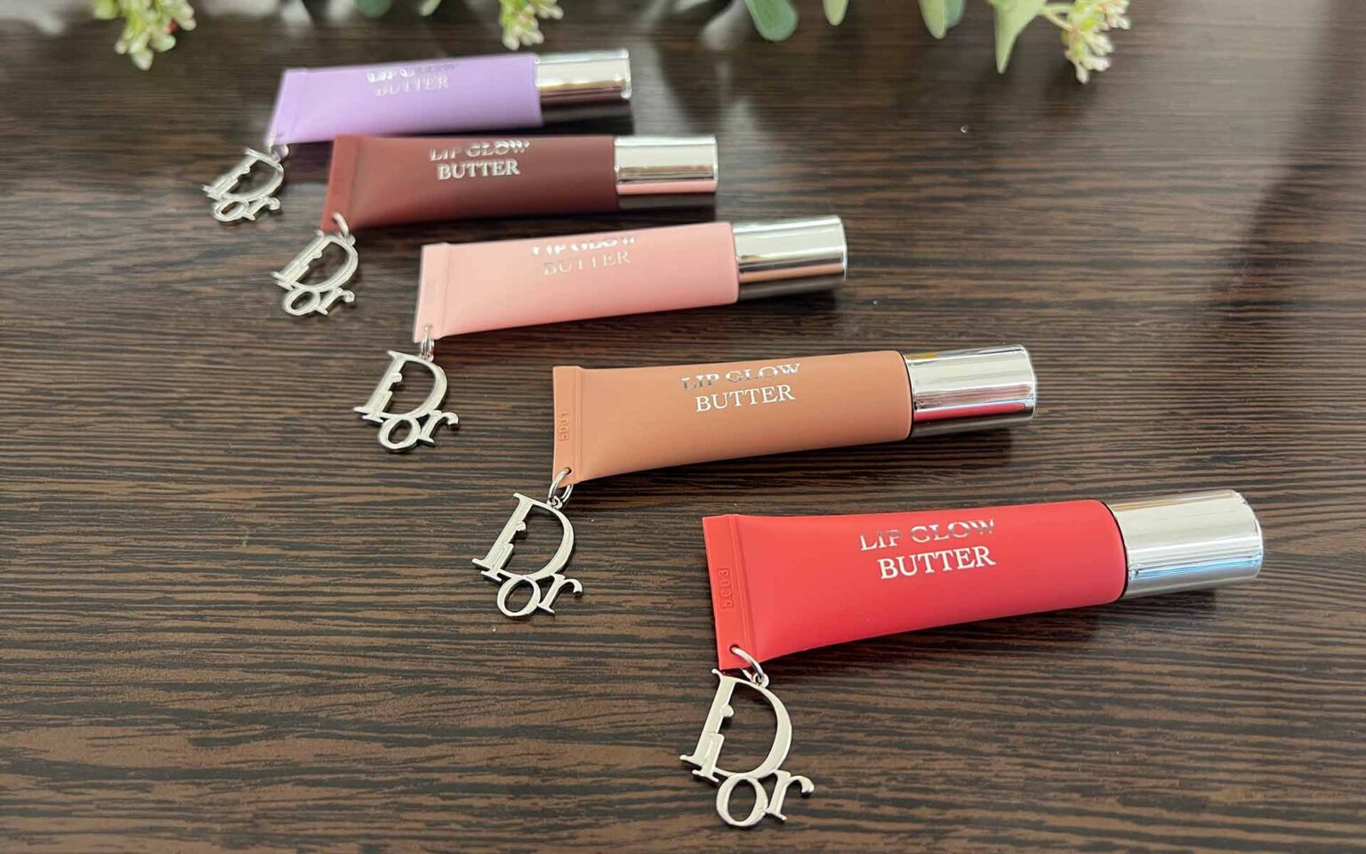 Dior Addict Lip Glow Butter in 5 Farben aufgereiht