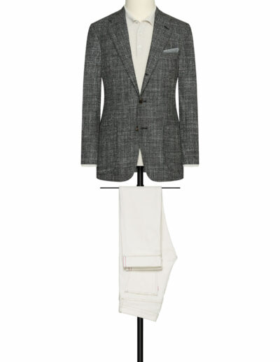 grau/weißer Anzug