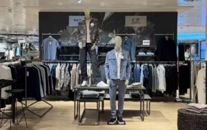 Herrenmodenabteilung