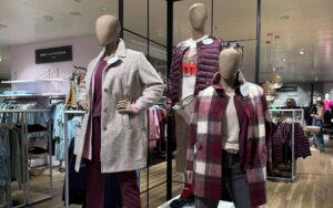 Figuren in der großen Größen Abteilung