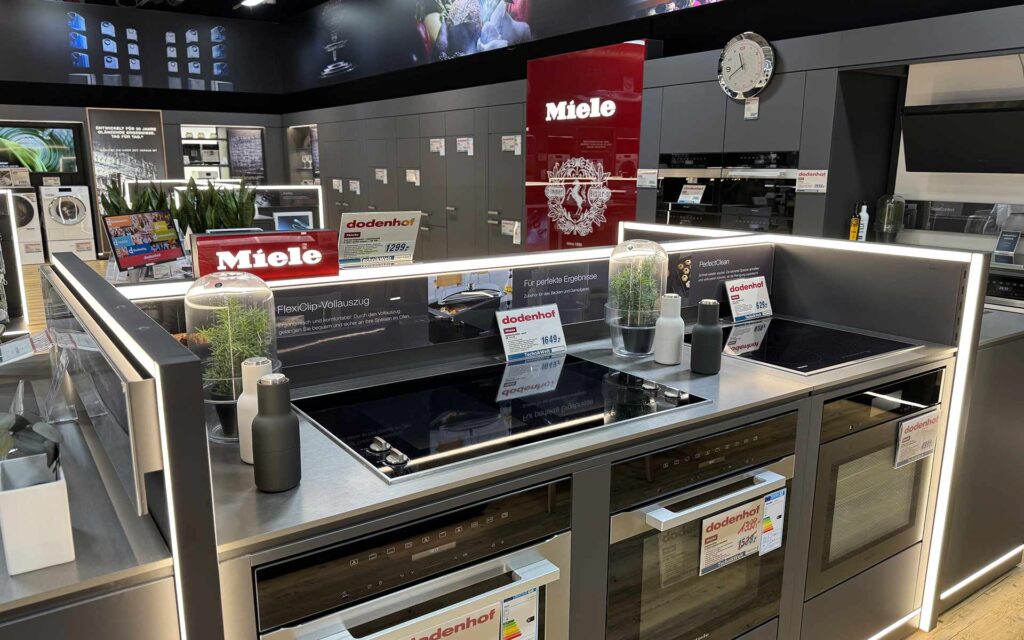 Herd und Backofen von Miele in der Technikwelt
