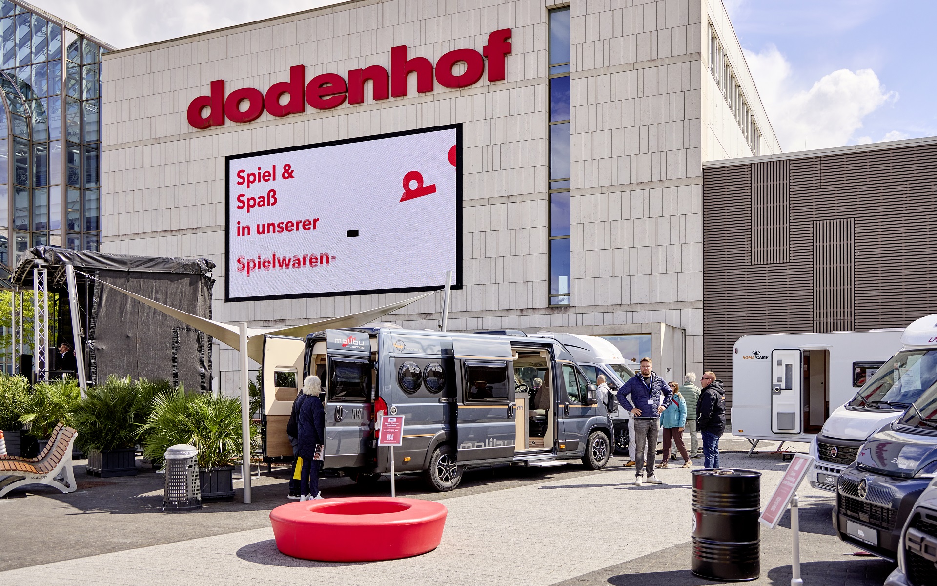 Caravan Messe auf der dodenhof Plaza