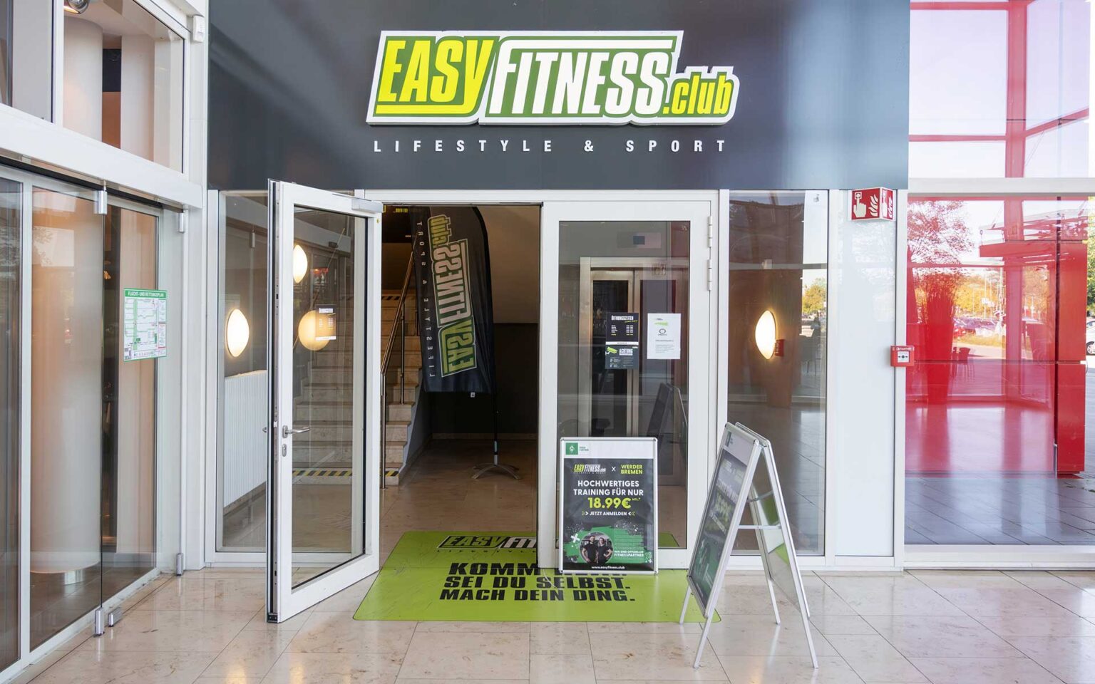 Easy Fitness Shopmall von außen