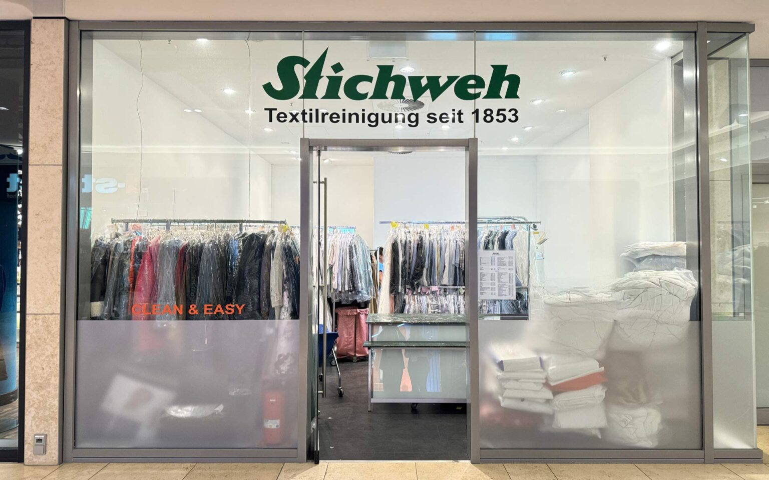 Stichweh in der Shopmall von außen