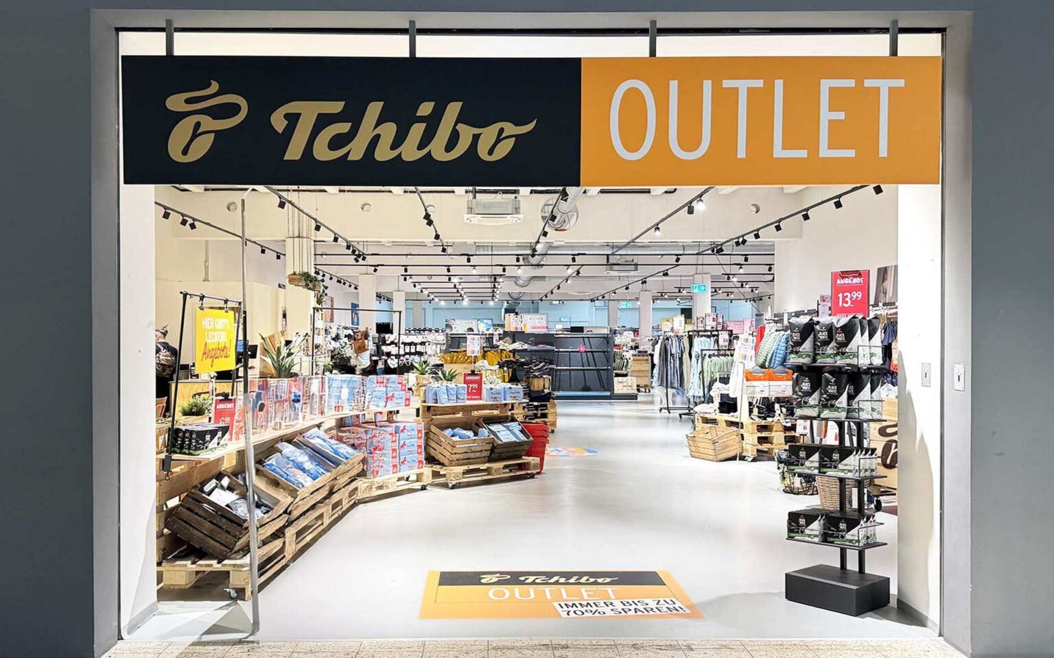 Tchibo Outlet Außenansicht
